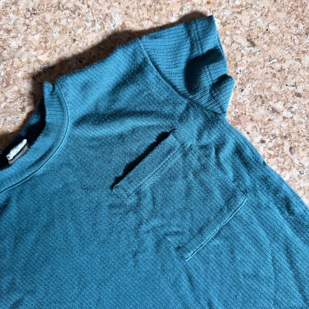Kate Quinn • Ribbed Tee - Picture 3 of 5